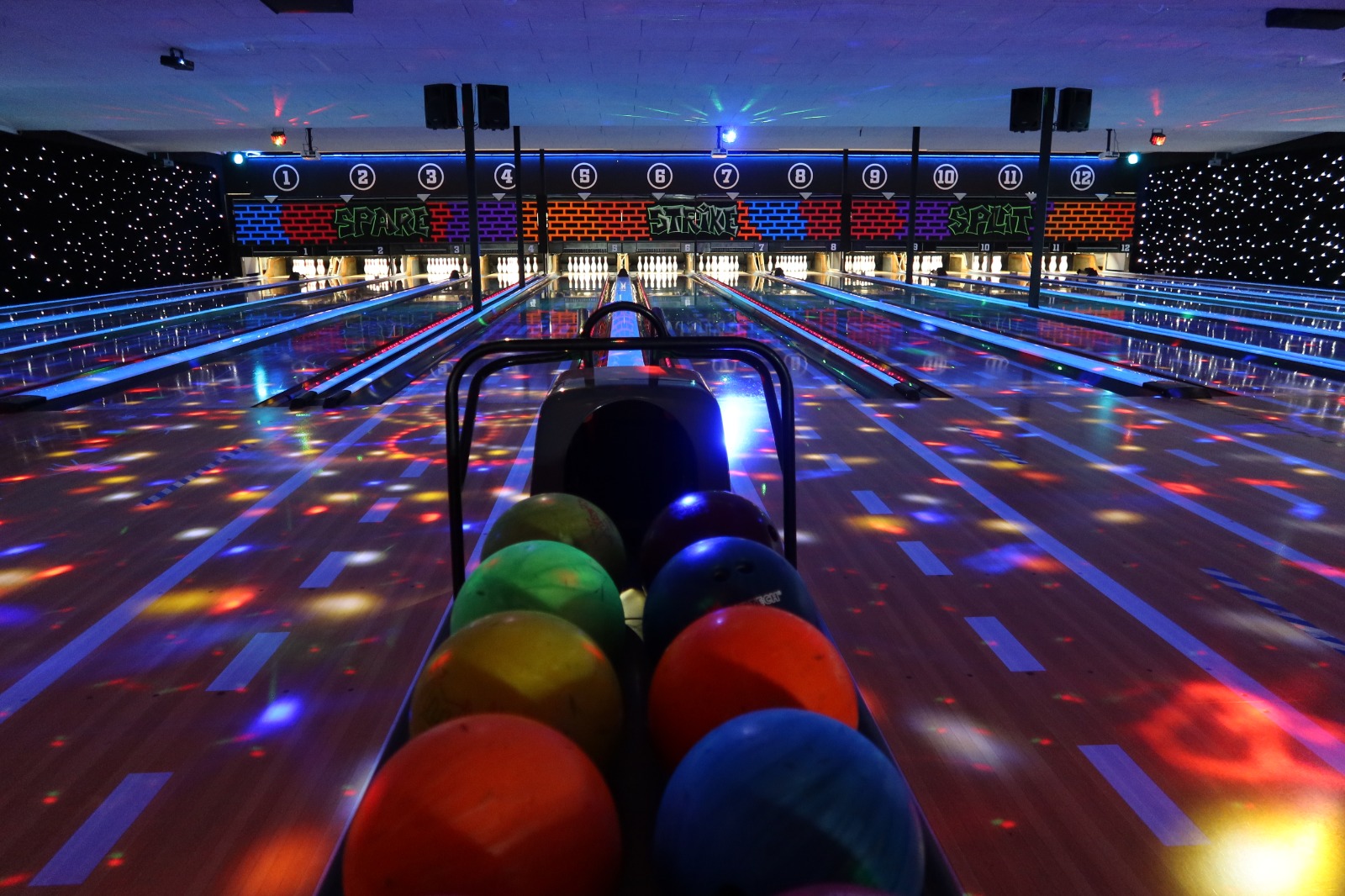 Nieuwe sponsor Bowling Alphen Korfbalvereniging Tempo